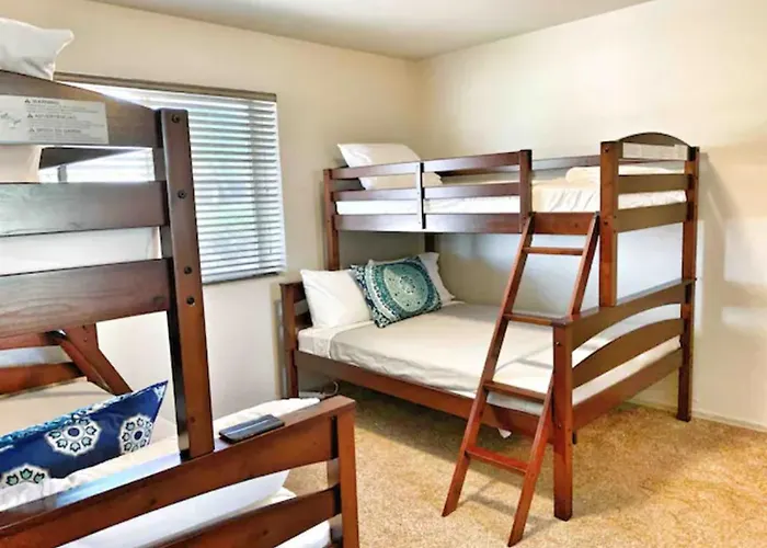 Makin' Waves - Pool, Spa, Relaxing Getaway Villa Lake Havasu City