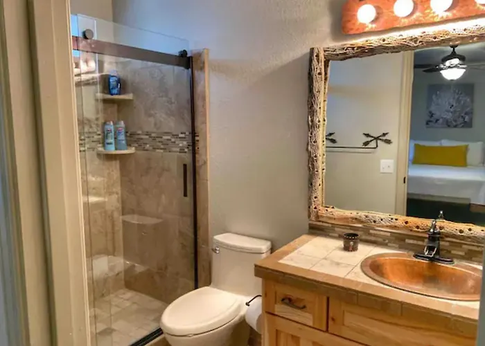 Makin' Waves - Pool, Spa, Relaxing Getaway Lake Havasu City